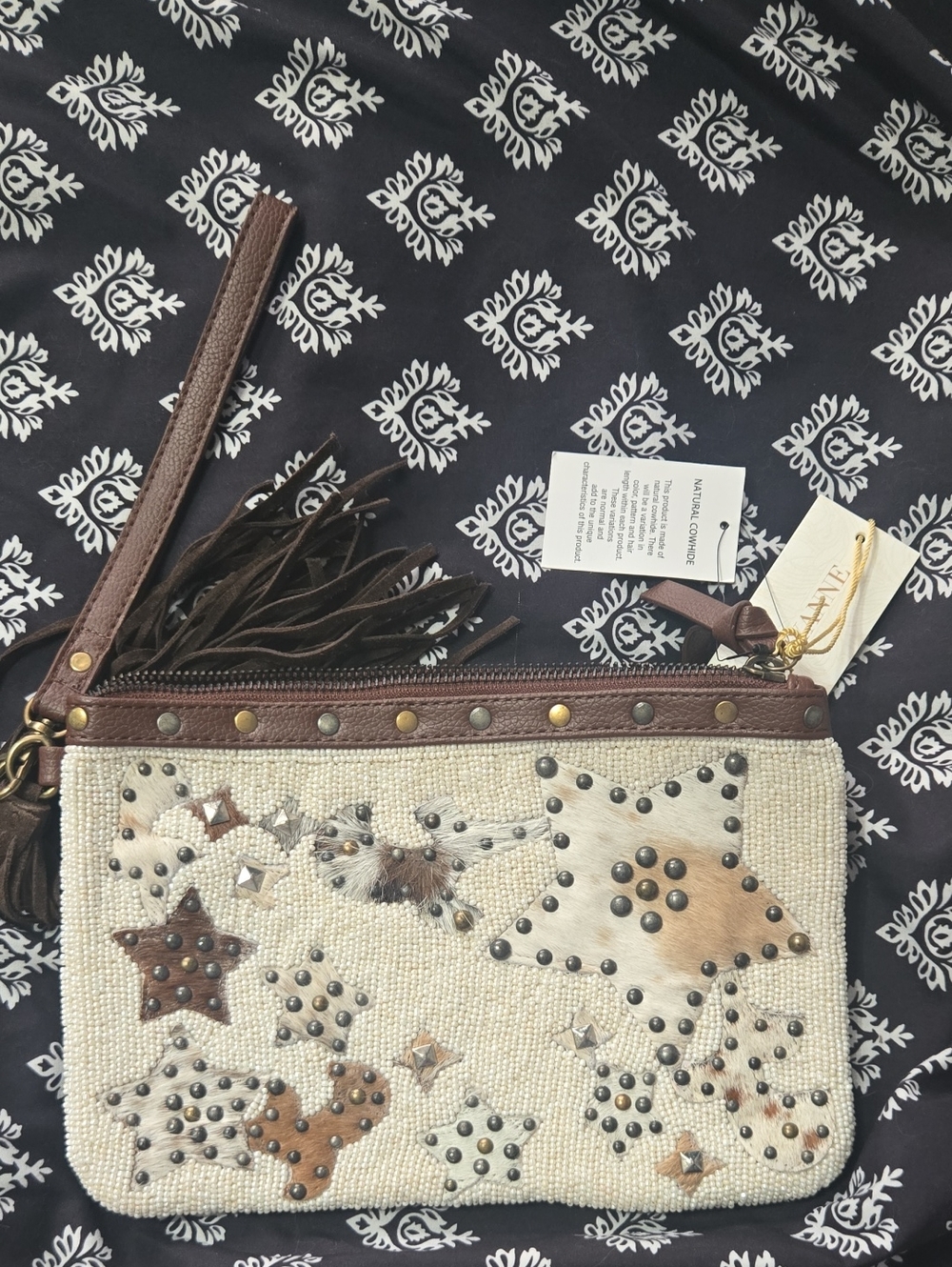 NWT Shaynne Clutch